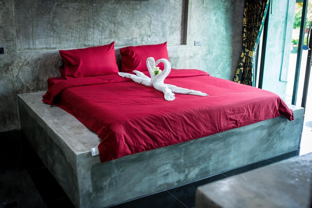 The Loft House Sakaeo Hotel Watthana Nakhon Exterior photo